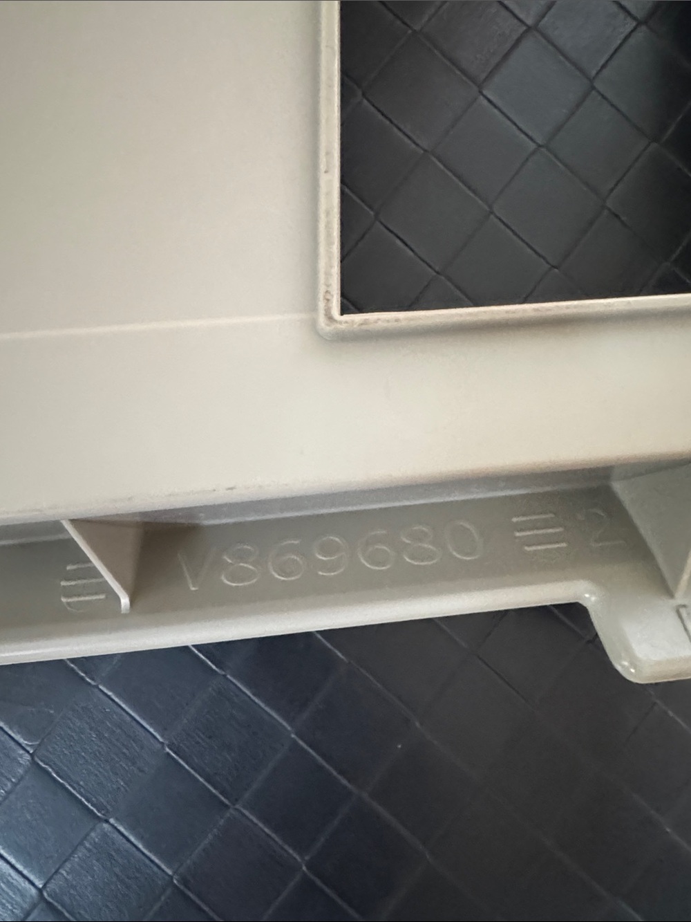 Yamaha Sheet Music Rest Tray For Digital Piano Part #V869680 - Picture 7 of 9